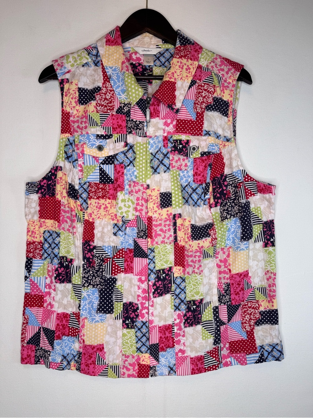 CJ Banks Colorful Patchwork Full Zip Stretch Vest in size 1X Farmhouse Quilt